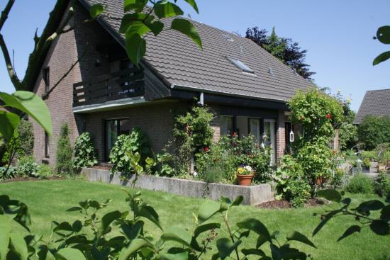 Privatzimmer CELLINA Ansicht 1